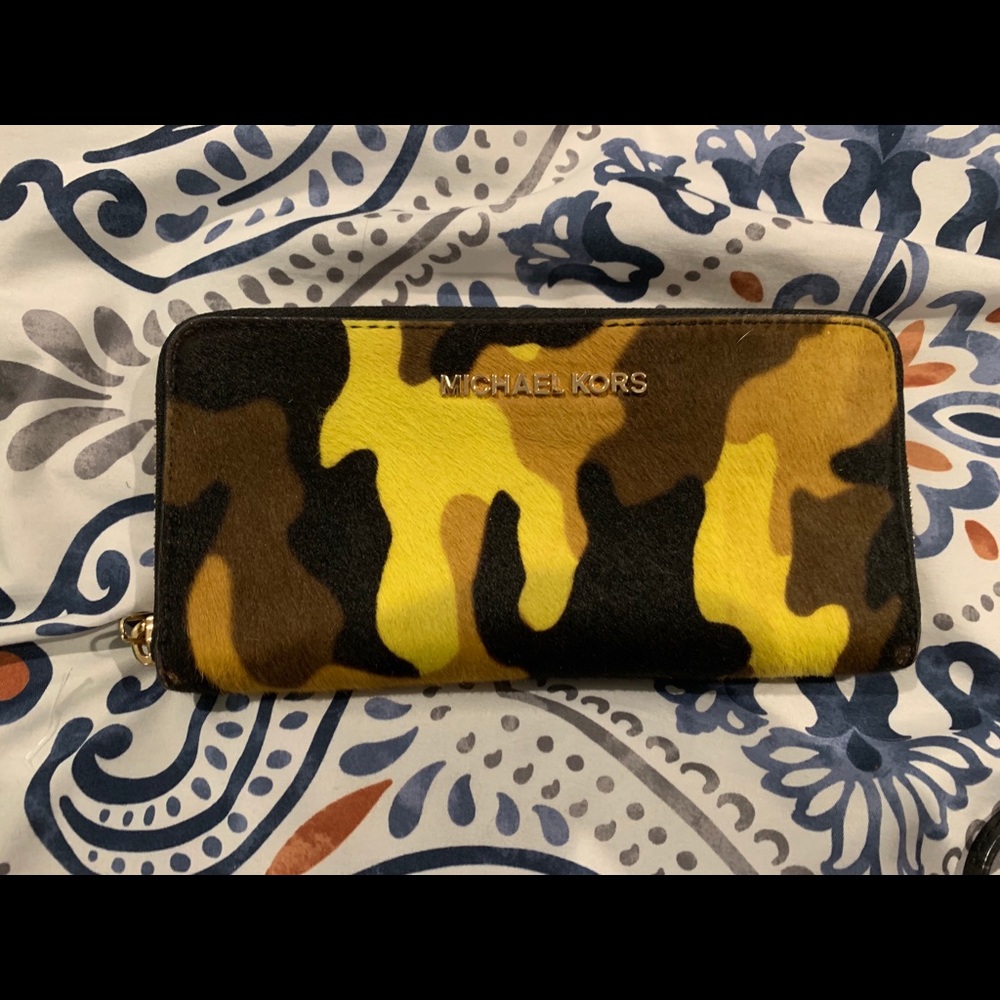 COPY - Michael kors wallet